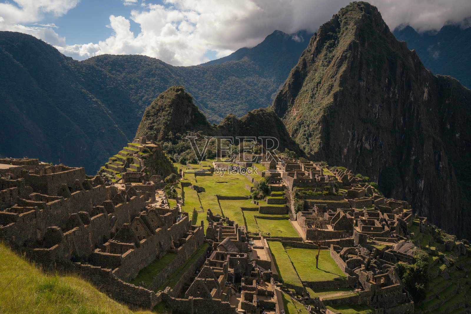 马丘比丘的照片，古代考古遗址和联合国教科文组织世界遗产。秘鲁旅行目的地和标志性景点的照片。照片摄影图片