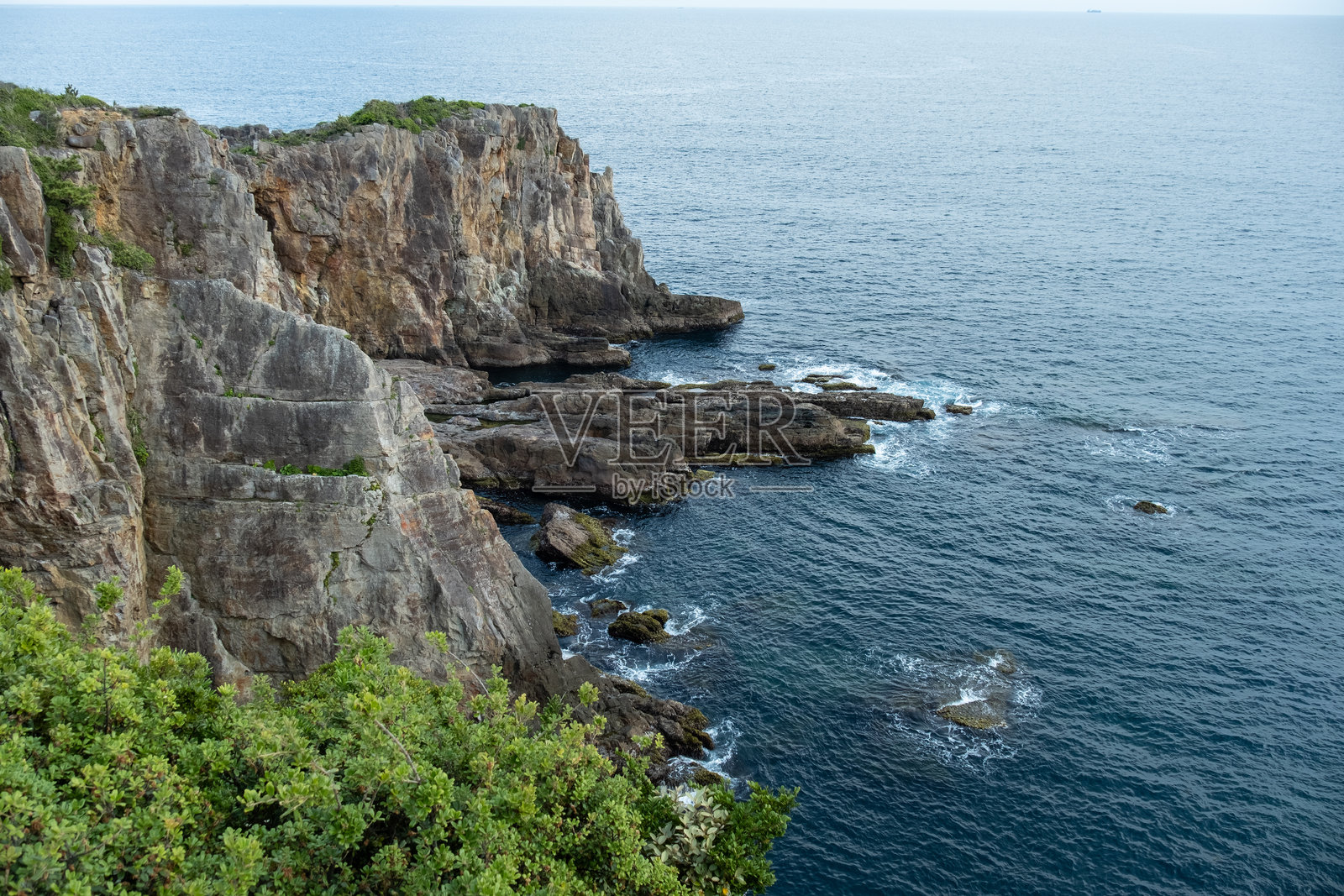 白滨的海岸线照片摄影图片
