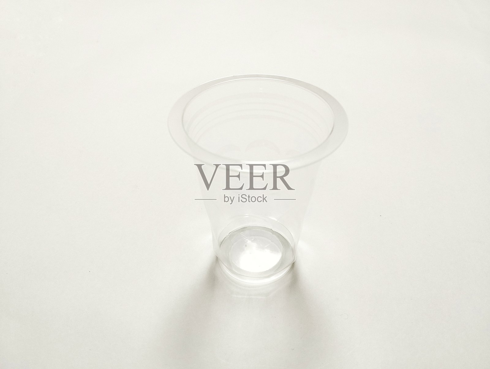 塑料杯照片摄影图片