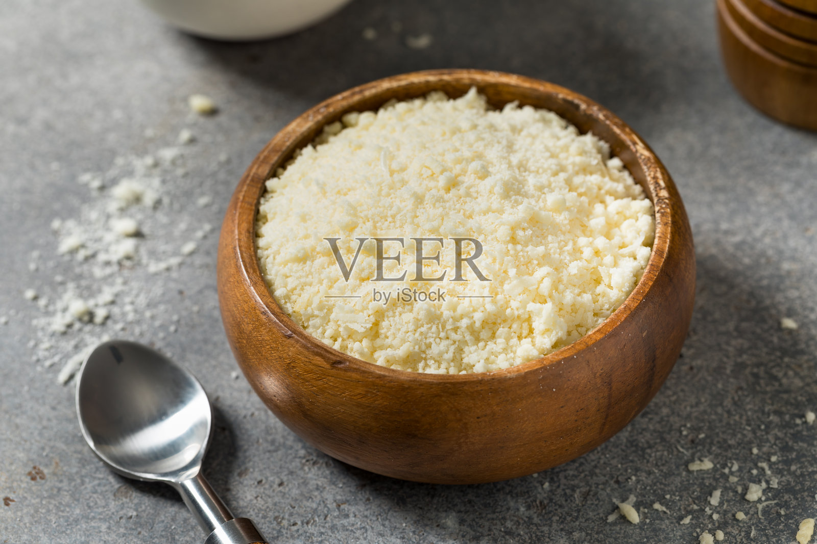 有机生白帕尔马干酪（帕尔马奶酪）照片摄影图片