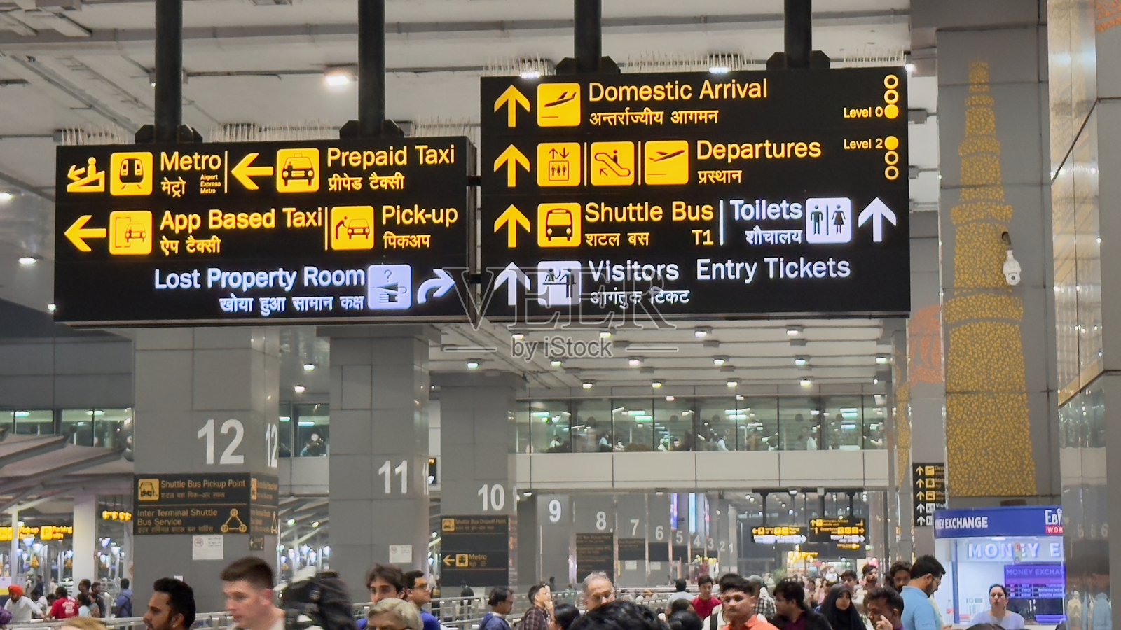 印度新德里IGI机场的T3航站楼照片摄影图片