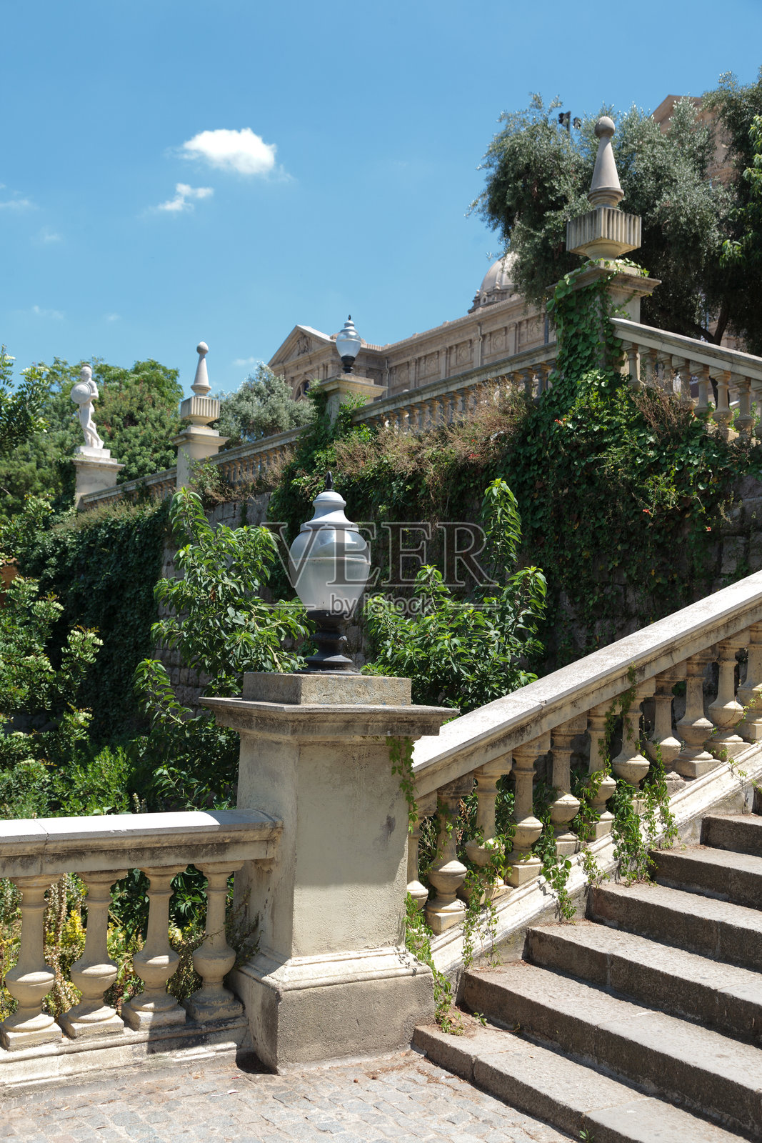 巴塞罗那的国家宫照片摄影图片