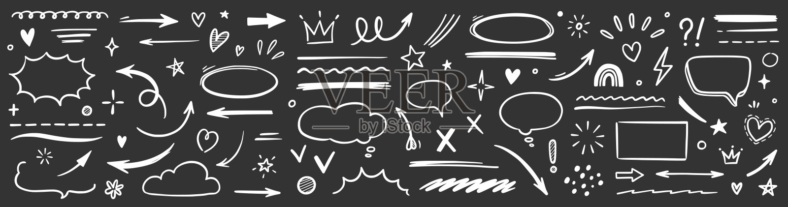 手绘的刷子标记箭头、心形元素黑板套装。手绘草图标记下划线形状、箭头、星形标记笔画图标心形元素。矢量图。插画图片素材