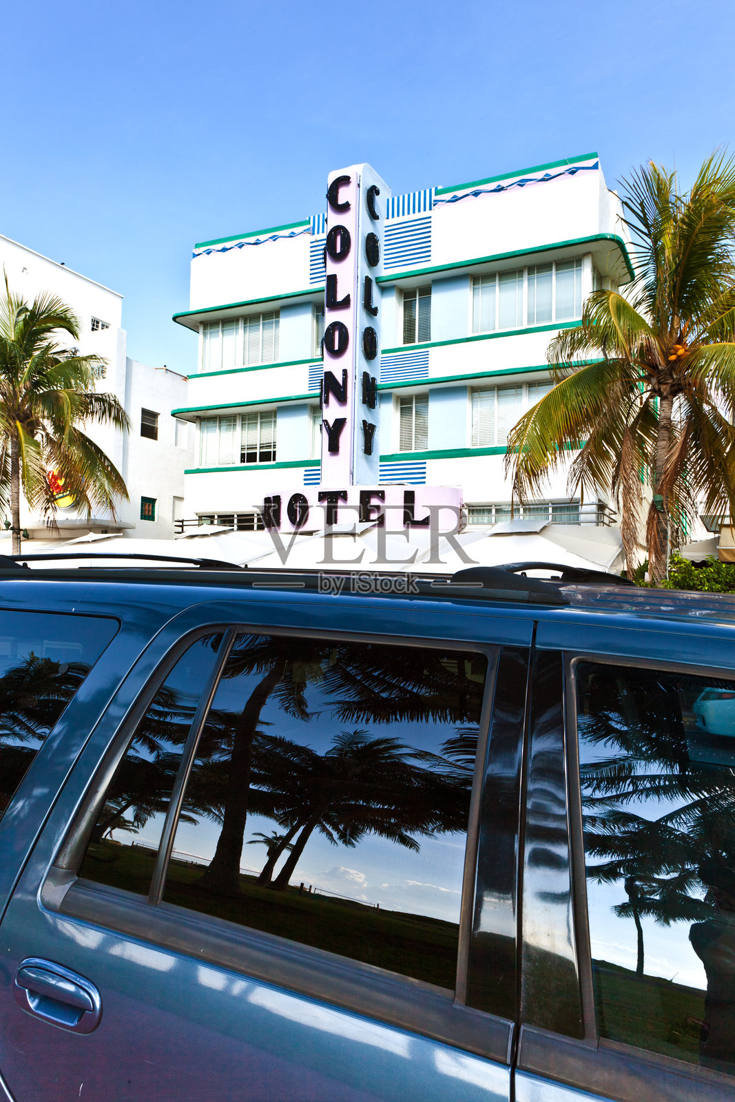 南迈阿密的美丽装饰艺术风格房屋照片摄影图片