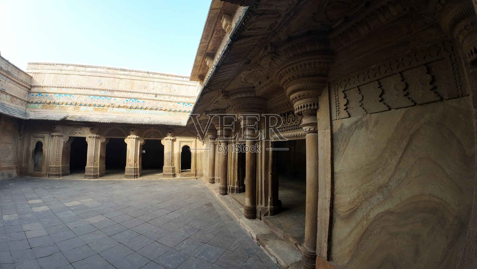 印度中央邦，瓜廖尔堡的曼辛宫内部照片摄影图片