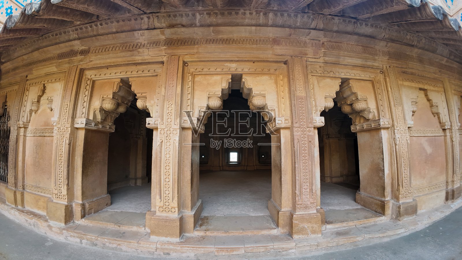 印度中央邦，瓜廖尔堡的曼辛宫内部照片摄影图片