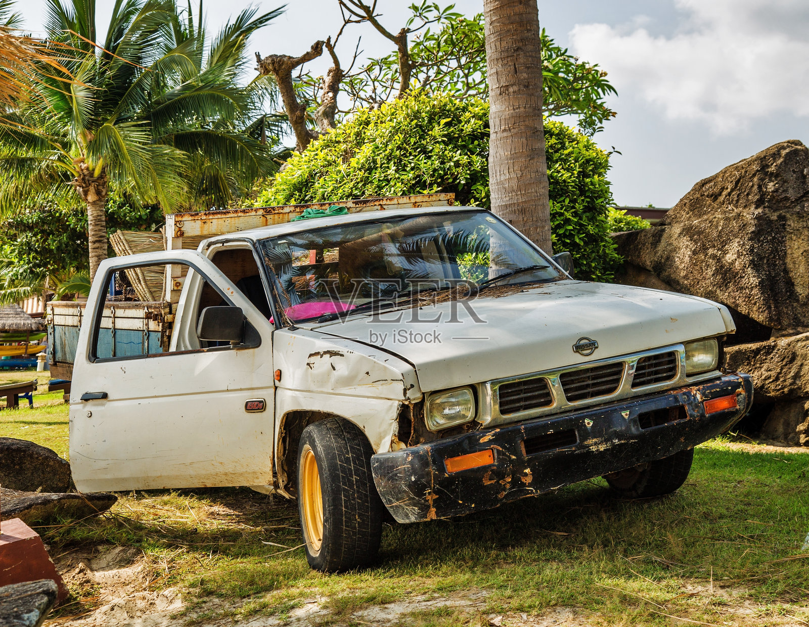 旧款日产汽车照片摄影图片