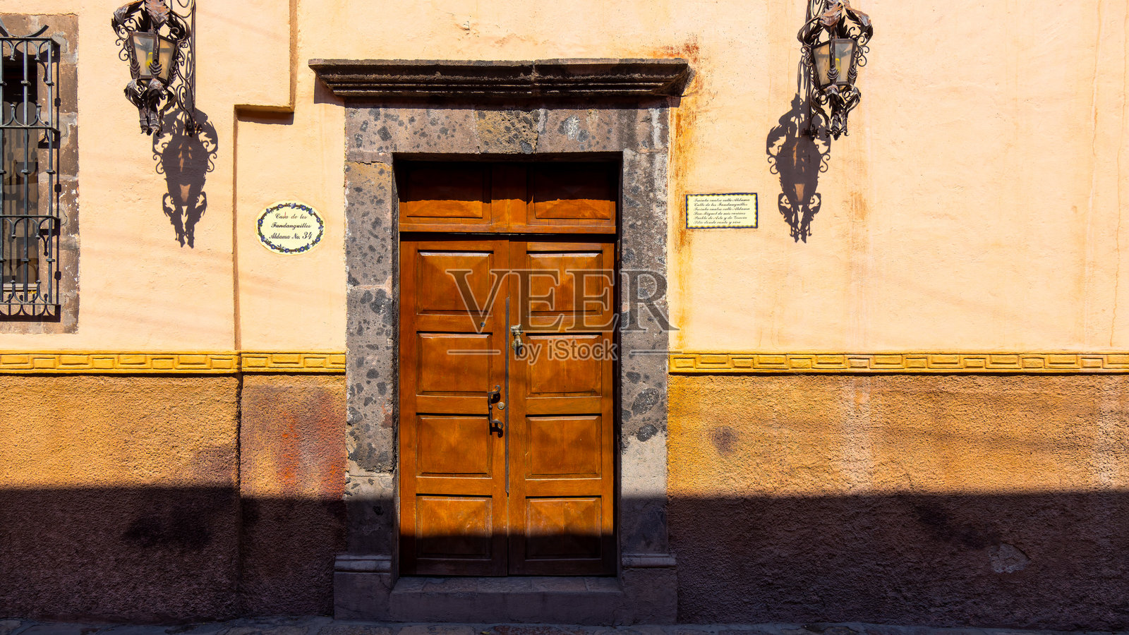 圣米格尔德阿连德的街景照片摄影图片