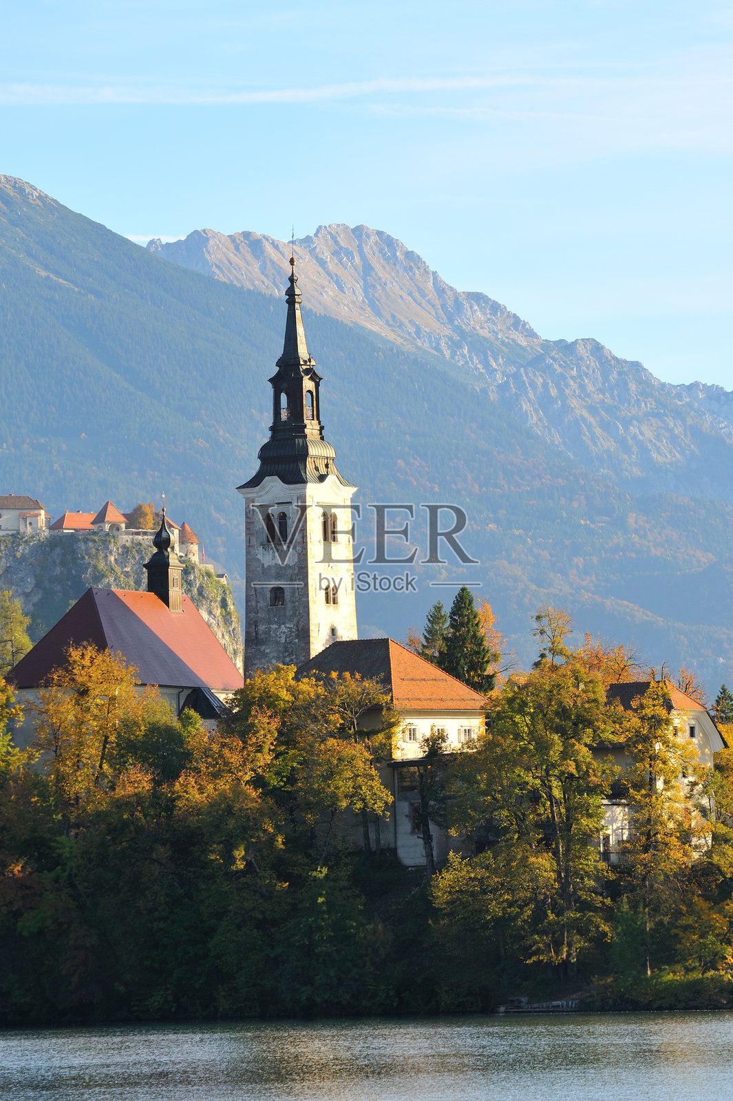 斯洛文尼亚布莱德的古老中世纪教堂与修道院照片摄影图片