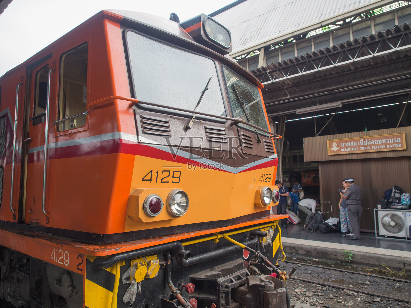 泰国柴油电力机车照片摄影图片