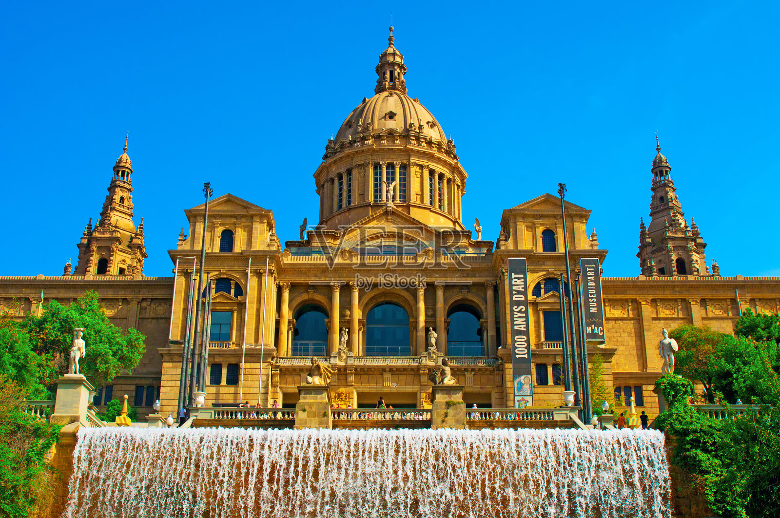 西班牙巴塞罗那 - 2014年6月14日:加泰罗尼亚国家博物馆照片摄影图片