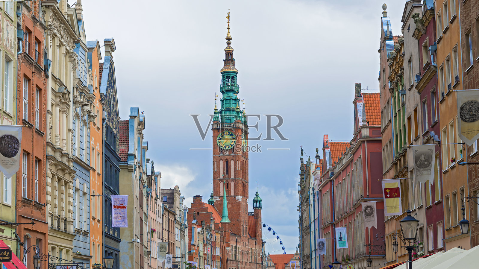 波兰格但斯克的旧市政厅。照片摄影图片