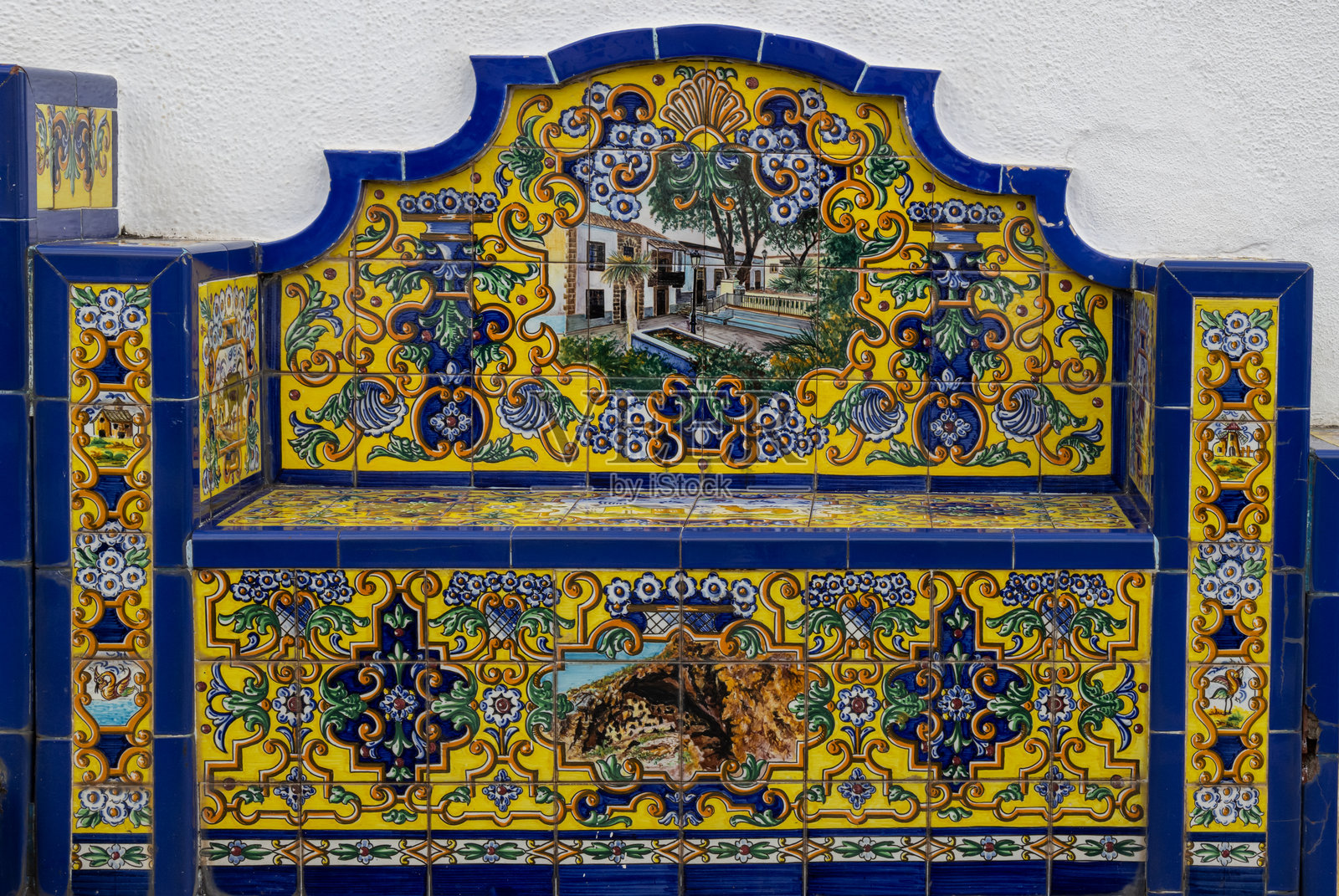 带有陶瓷瓷砖的长椅，菲尔加斯，格兰 Canaria照片摄影图片