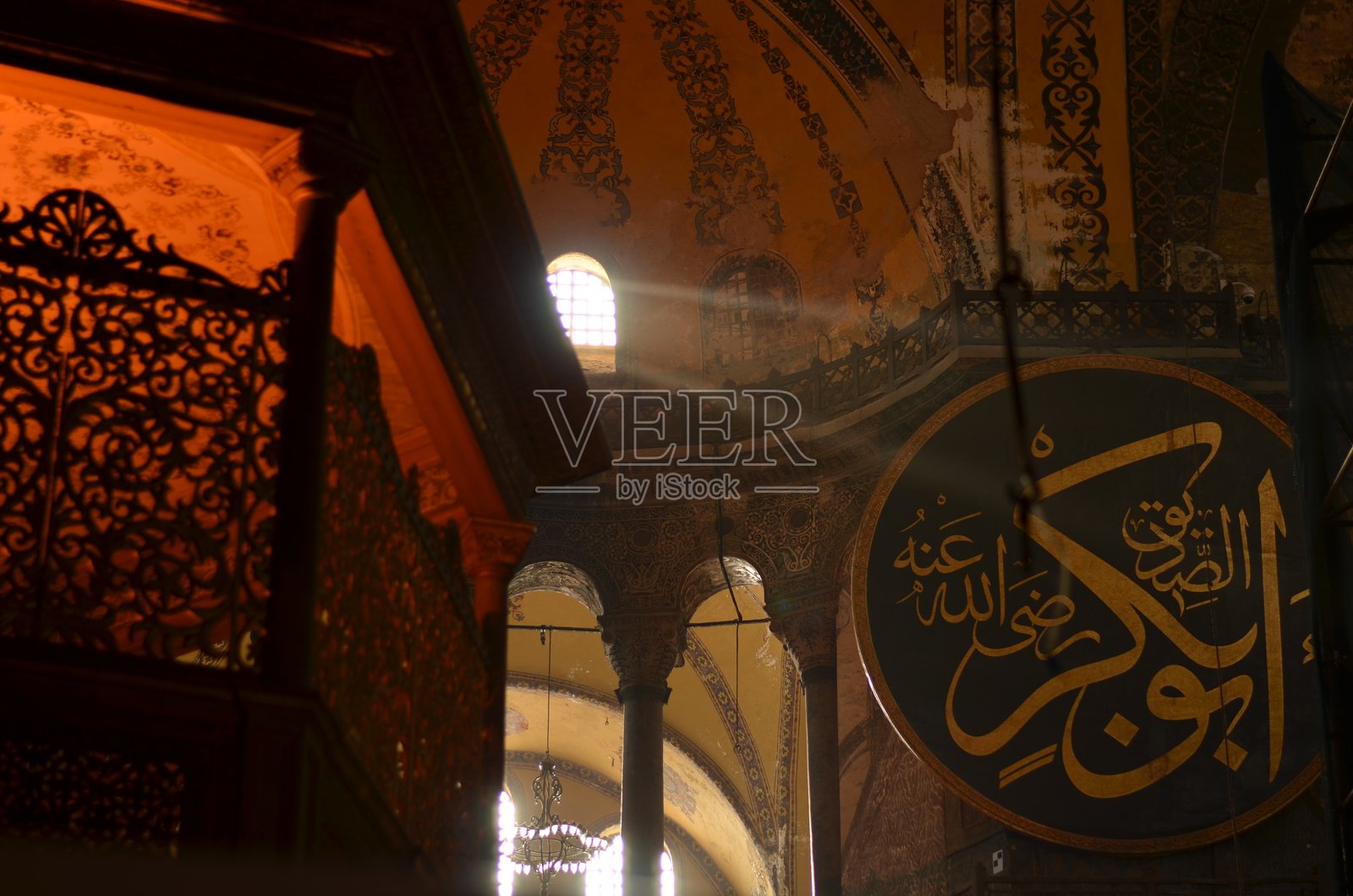 圣索非亚大教堂内部照片摄影图片