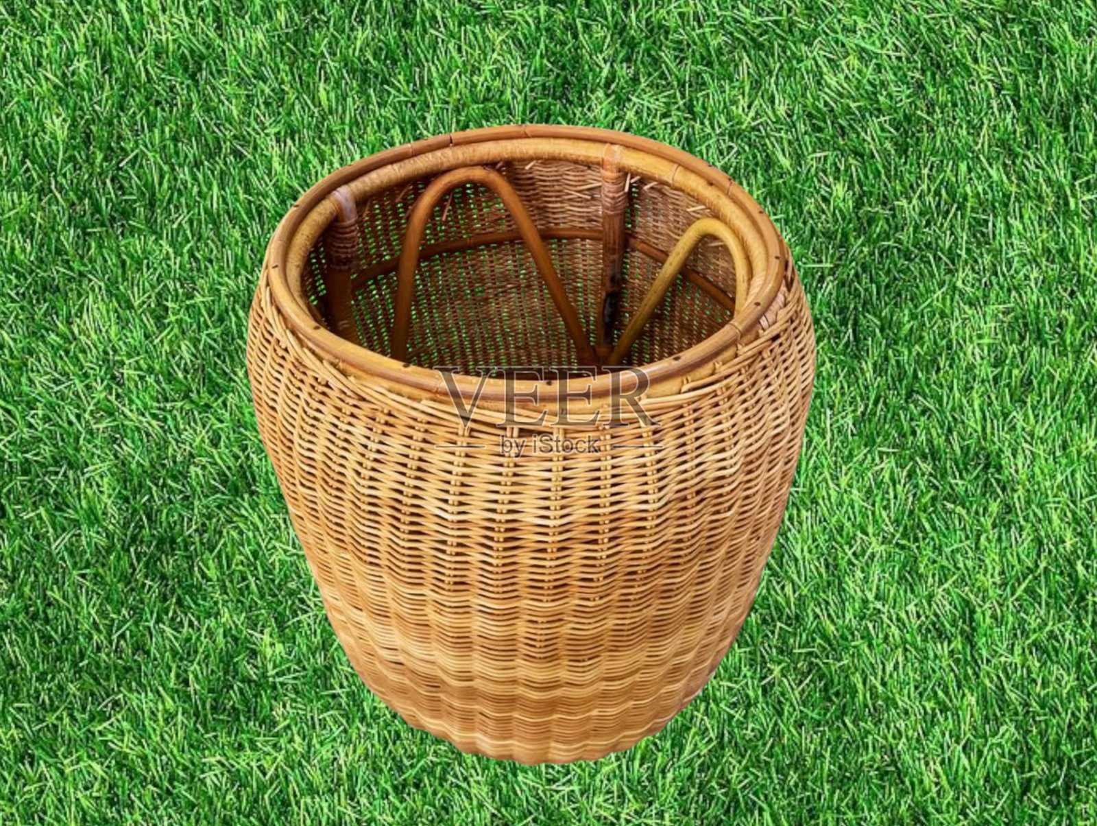 棕色藤编椅照片摄影图片