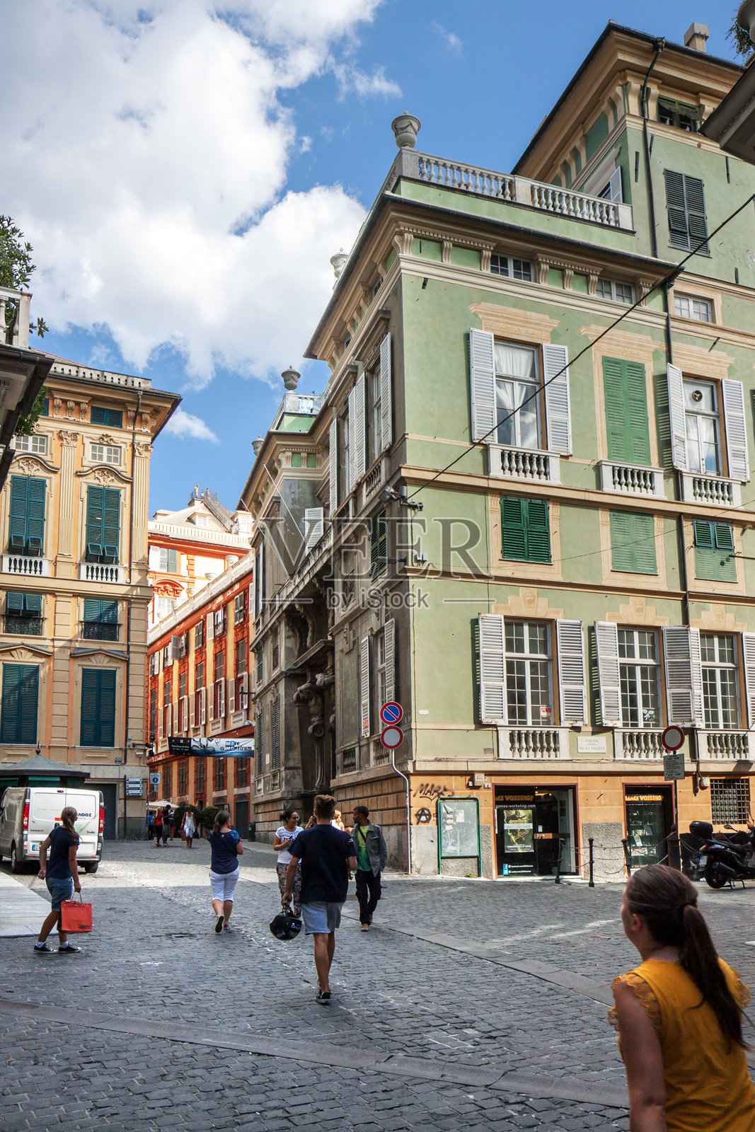 意大利热那亚的加里波第街照片摄影图片