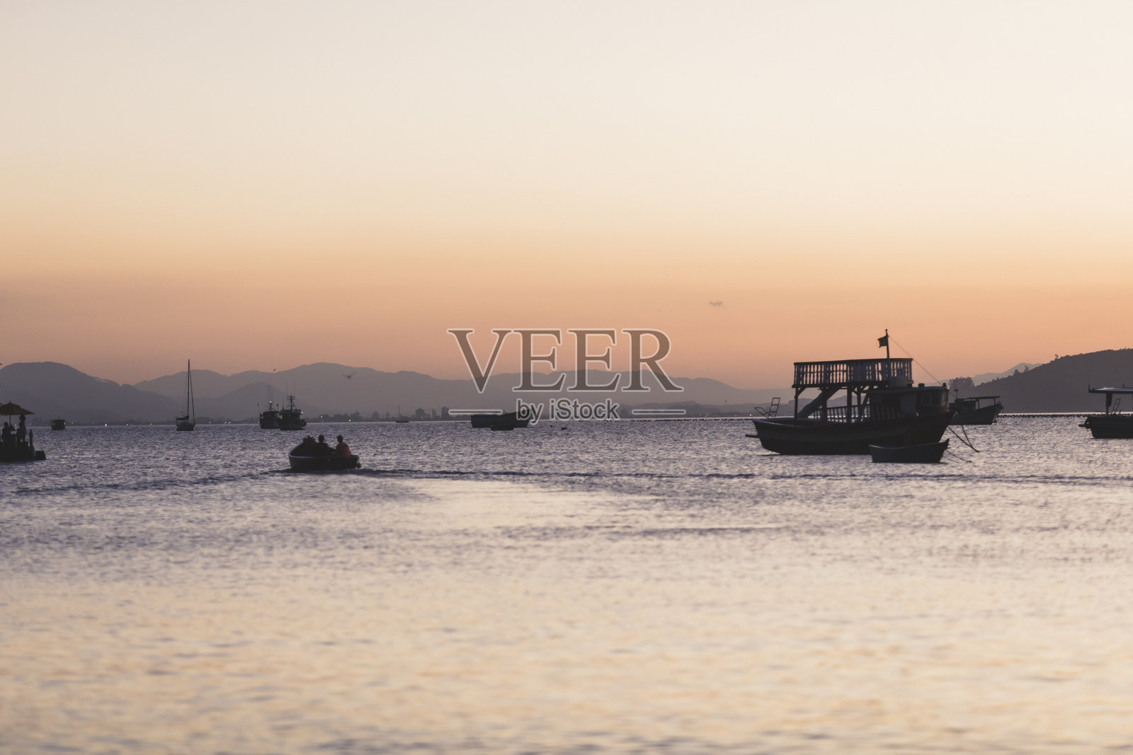 博姆比纳斯海滩照片摄影图片