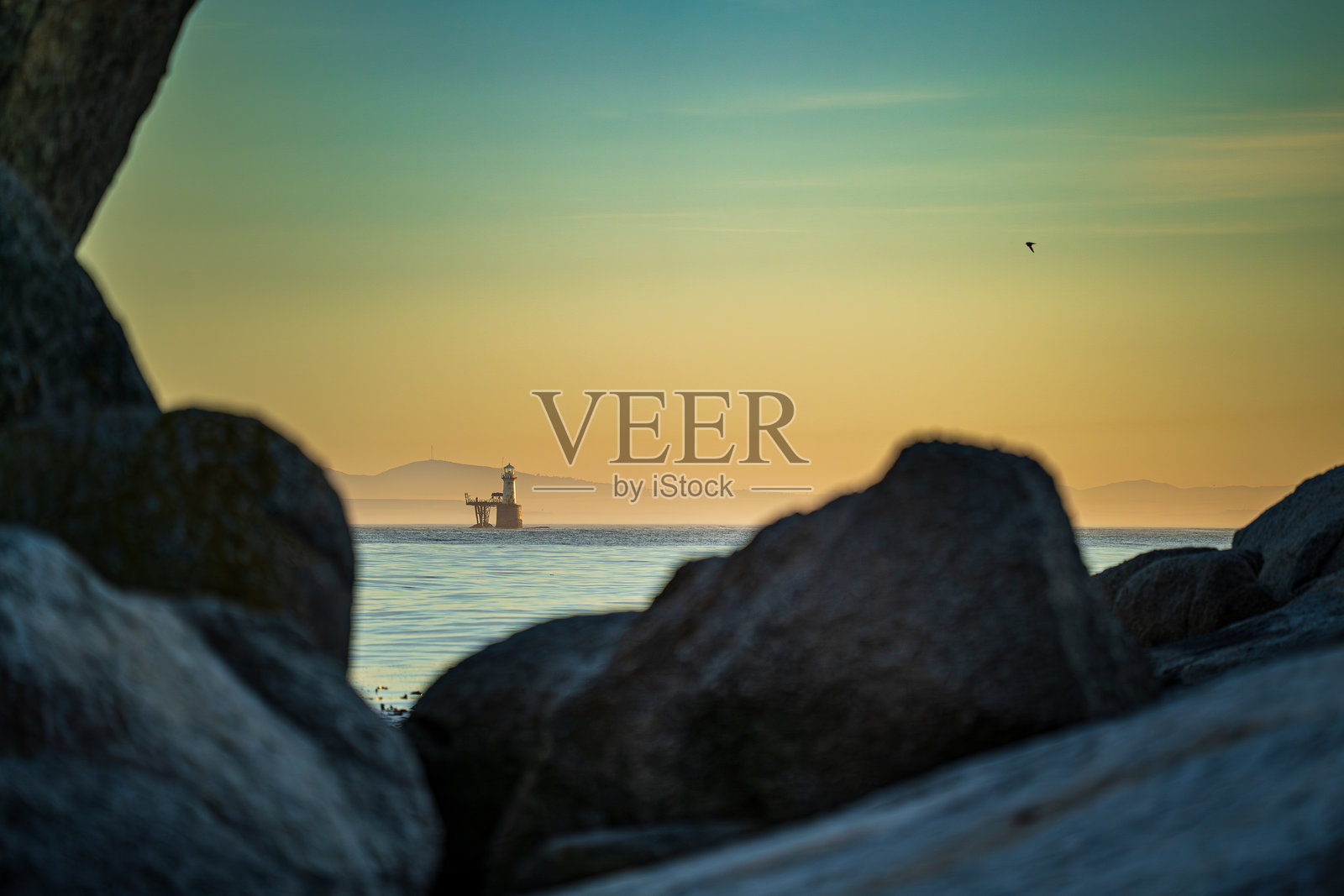 美丽的黎明风景，横跨南非开普敦的虚假湾照片摄影图片