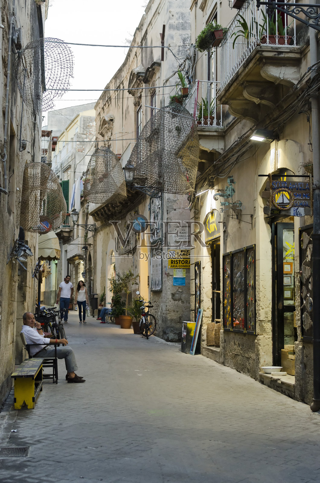 钓鱼社区照片摄影图片