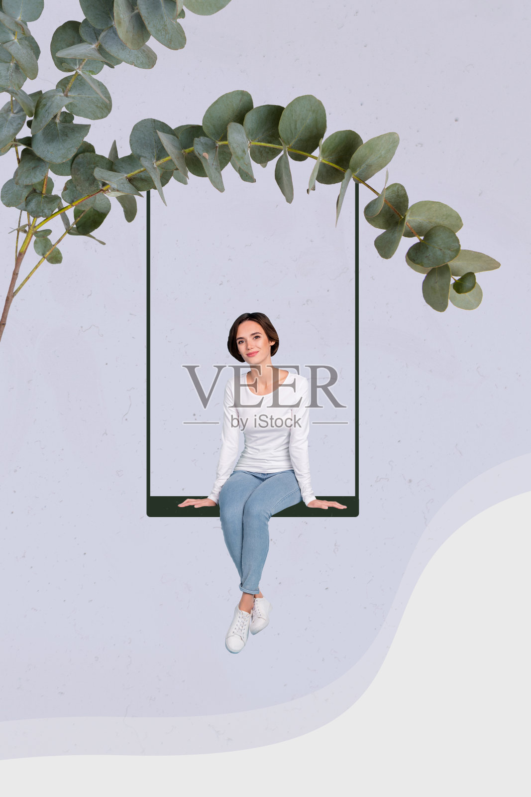 春季户外自然的复合趋势艺术作品草图，年轻女士保持冷静，坐在秋千上冥想，周围是桉树花。照片摄影图片