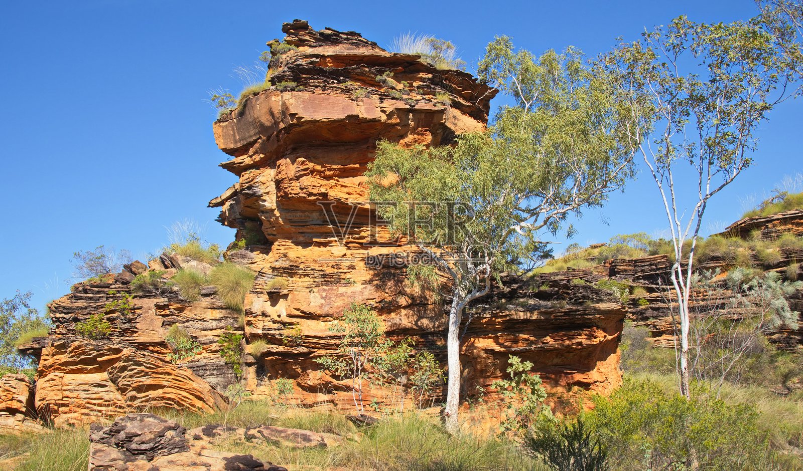 西澳大利亚金伯利地区米里玛国家公园的尤尔宁格·杰拉尼姆·巴南步道的岩石 formations照片摄影图片