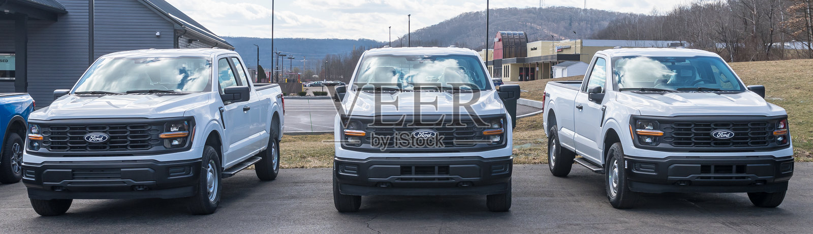 宾夕法尼亚州富兰克林的汽车经销商出售福特卡车照片摄影图片