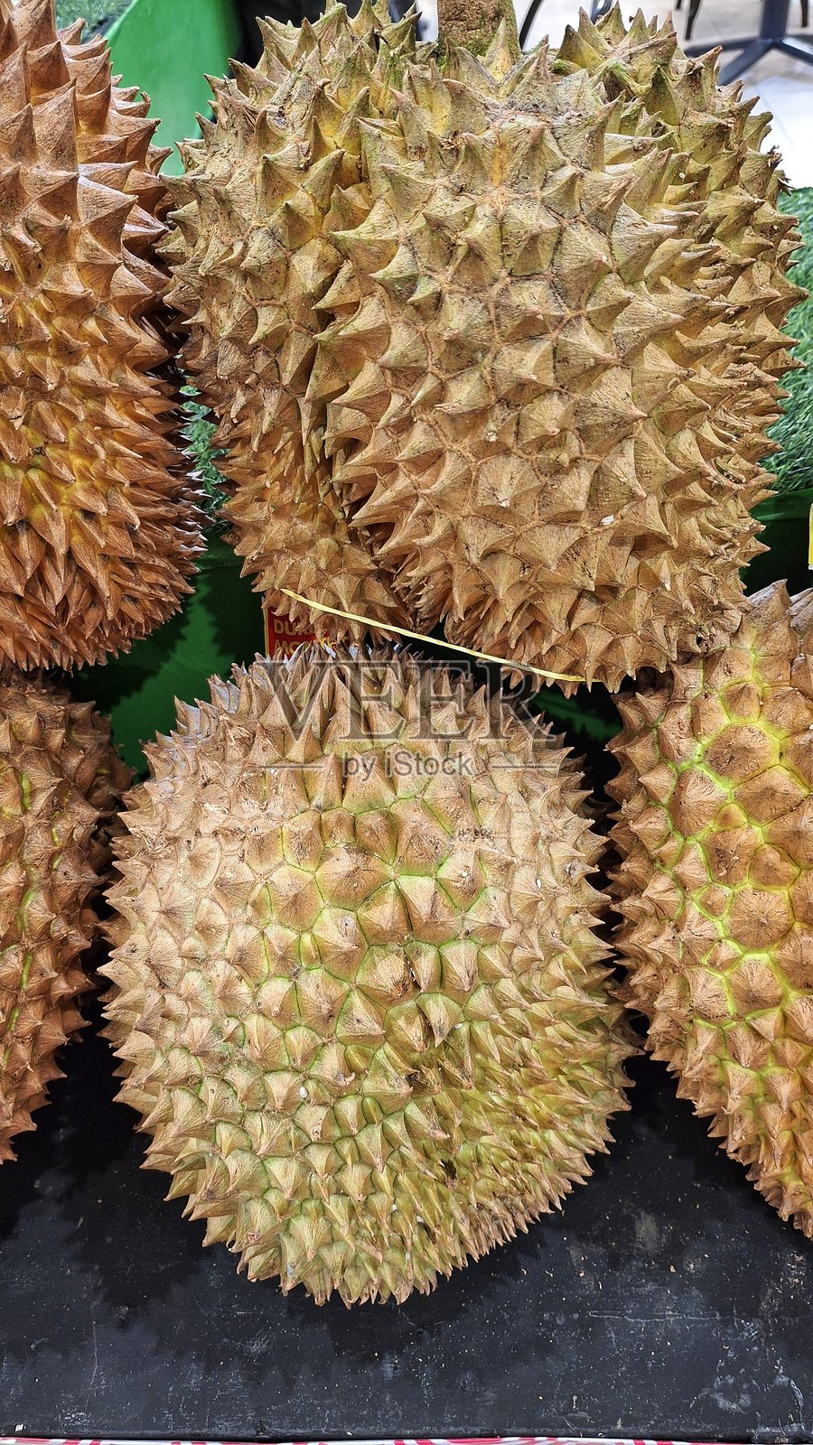 榴莲月饼堆。异国水果。照片摄影图片