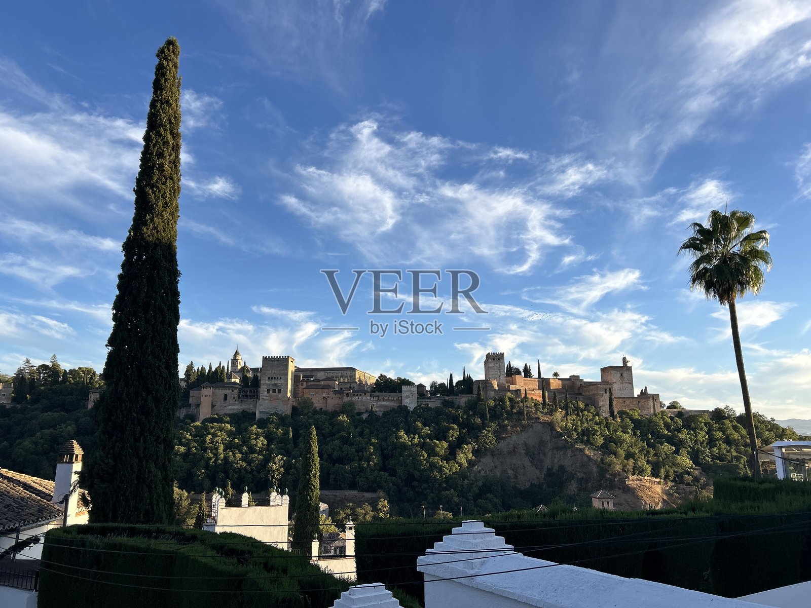 格拉纳达的阿尔罕布拉宫照片摄影图片