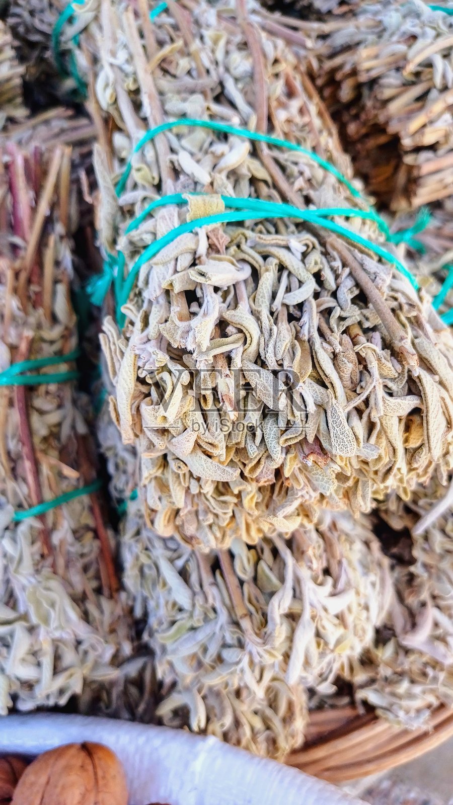 干燥的鼠尾草。香料。照片摄影图片