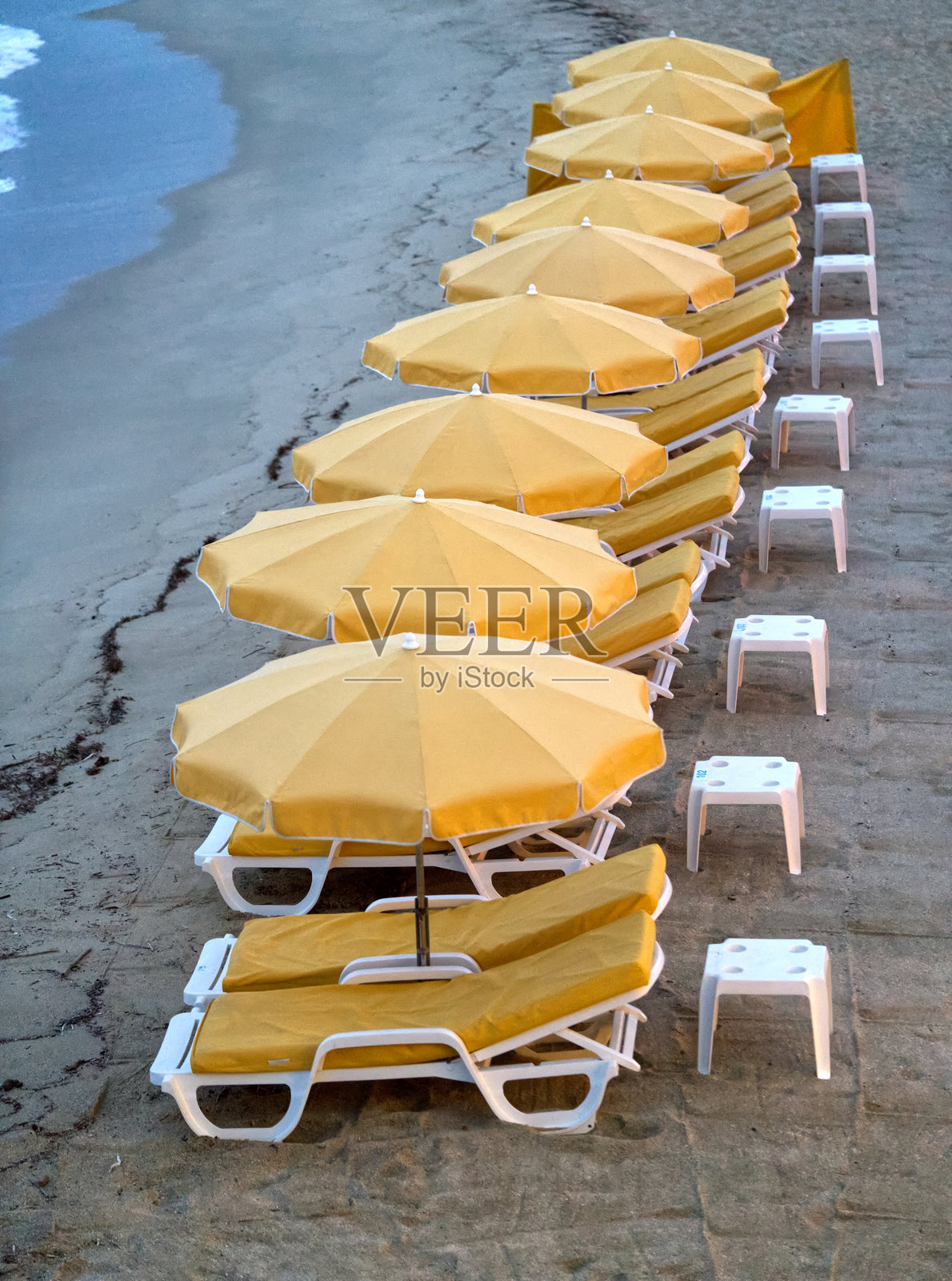 沙滩伞照片摄影图片