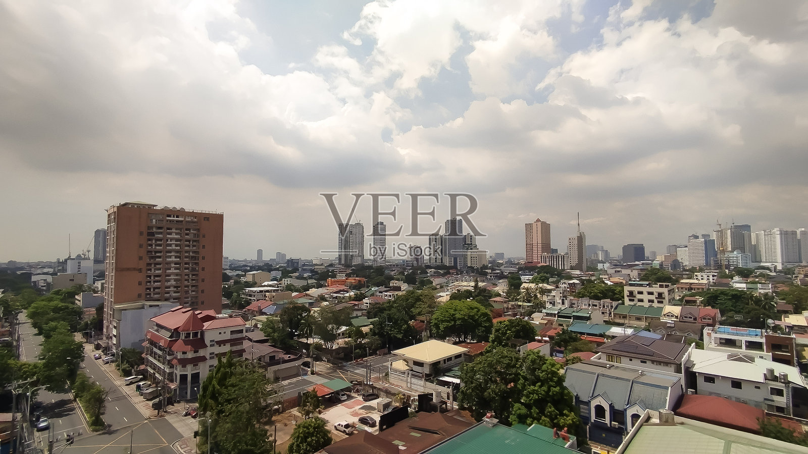 从高楼俯瞰城市的全景视图照片摄影图片