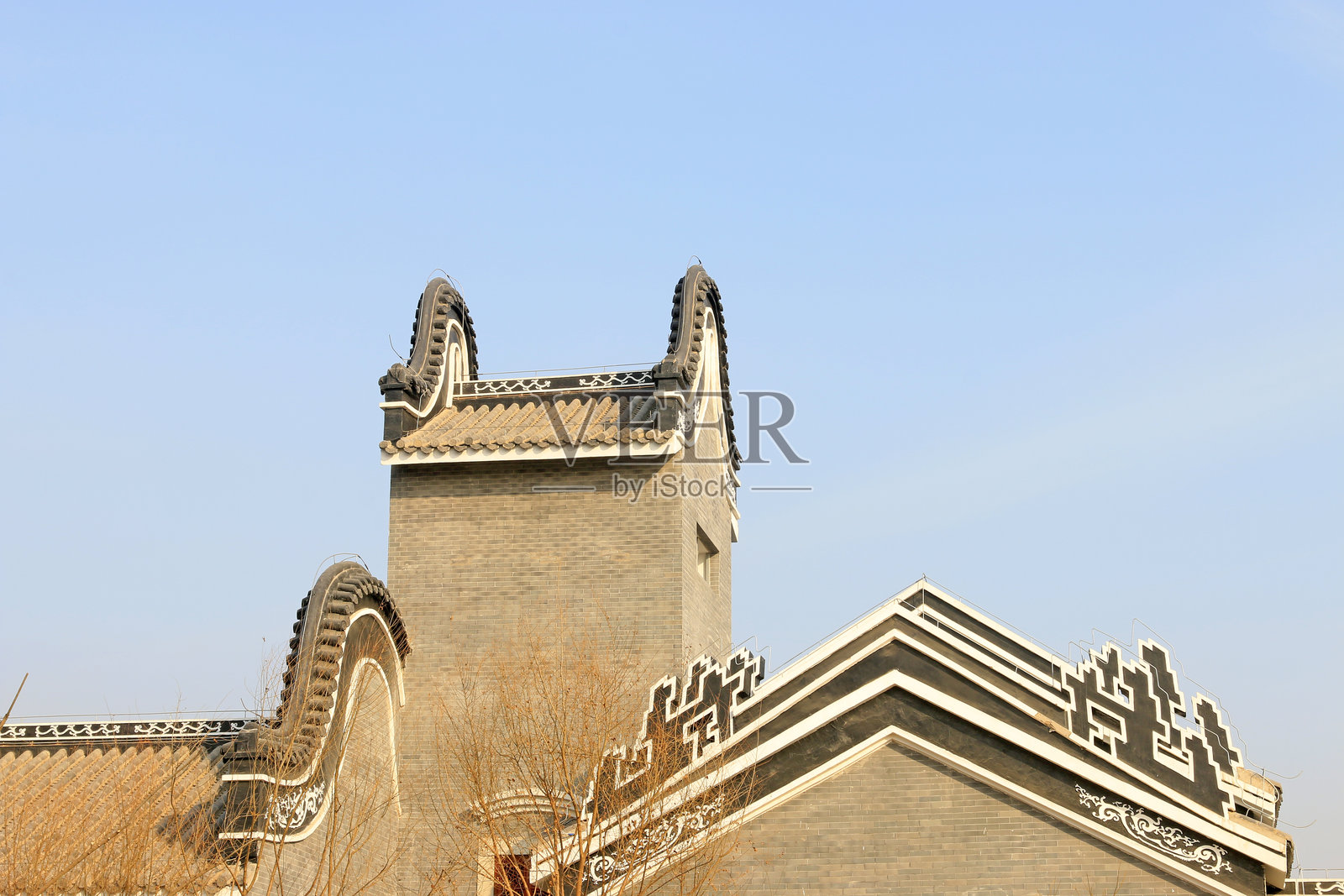 中国传统风格的灰色屋顶照片摄影图片