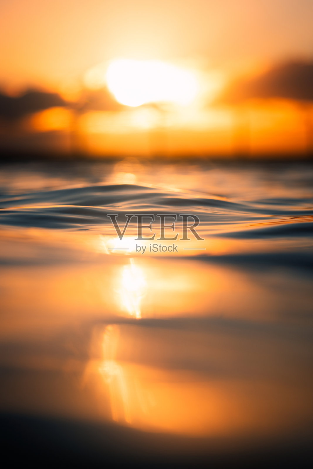 日出表面照片摄影图片