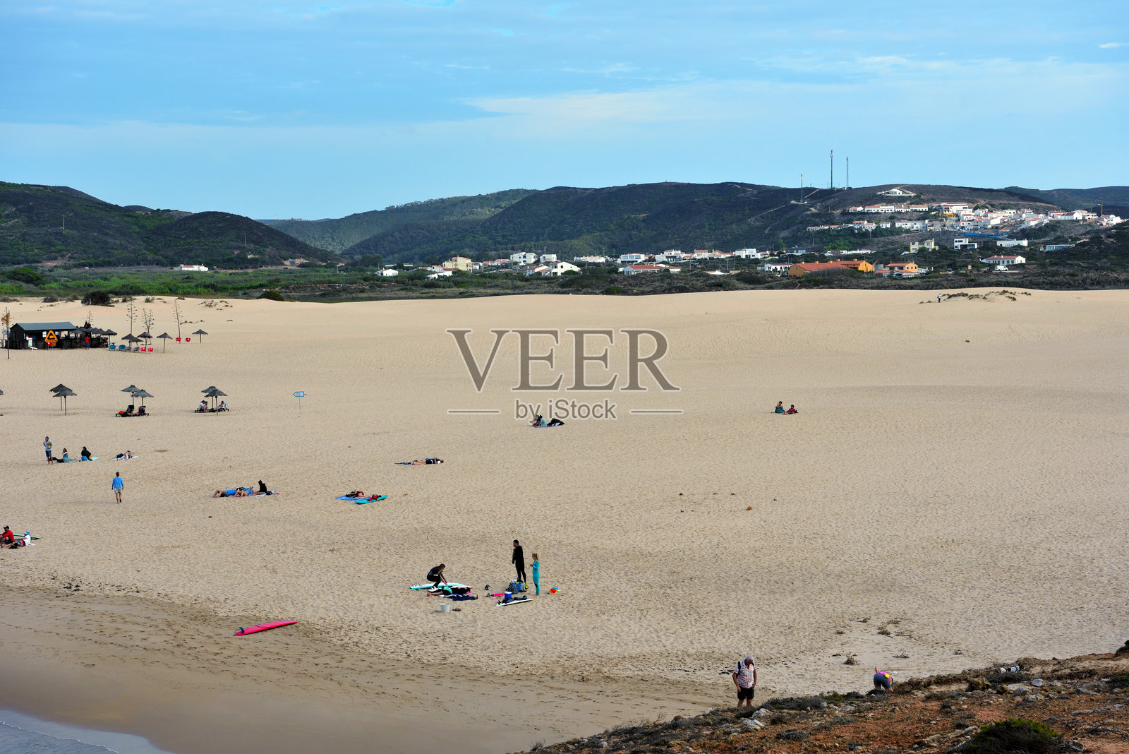 阿尔加维的卡拉帕泰拉边缘海滩照片摄影图片