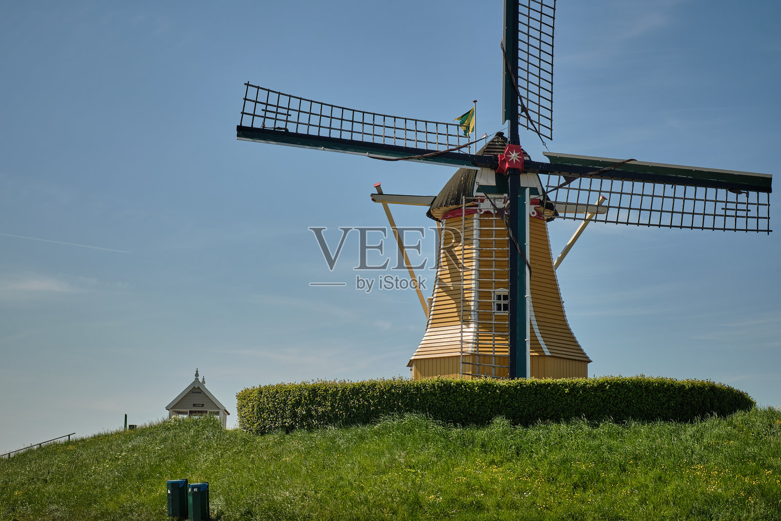 Sint-Philipsland堤坝上的传统荷兰风车德霍普照片摄影图片