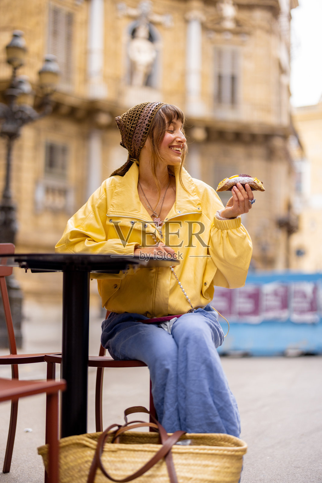巴勒莫的卡农里休息时光照片摄影图片
