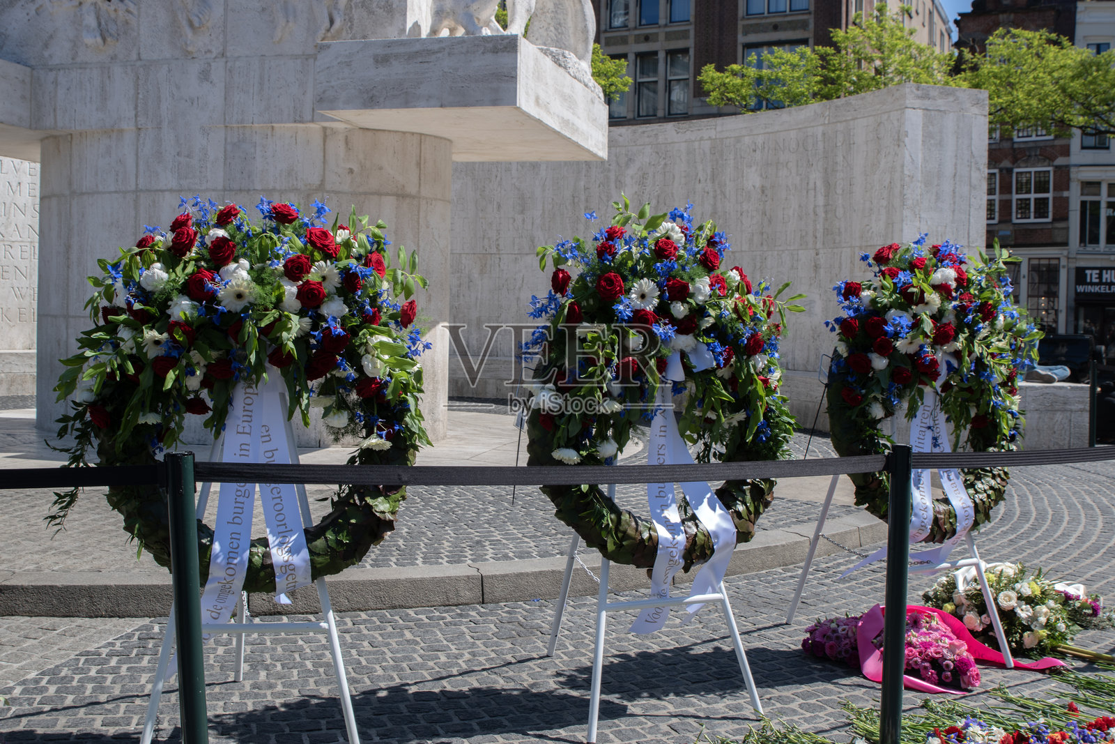 五月五日的死者纪念雕像照片摄影图片