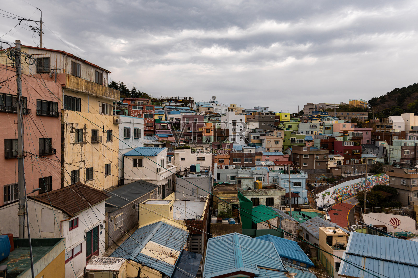 釜山甘川文化村的鸟瞰图照片摄影图片