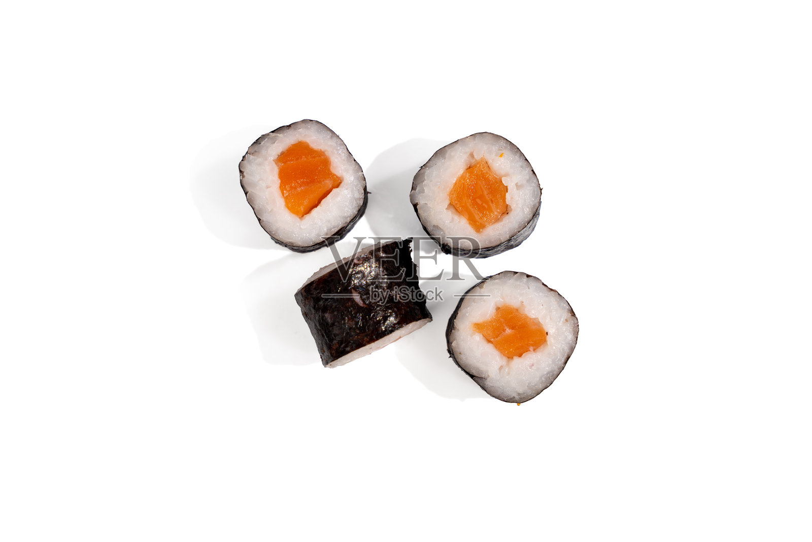 从上方看四个寿司卷。照片摄影图片