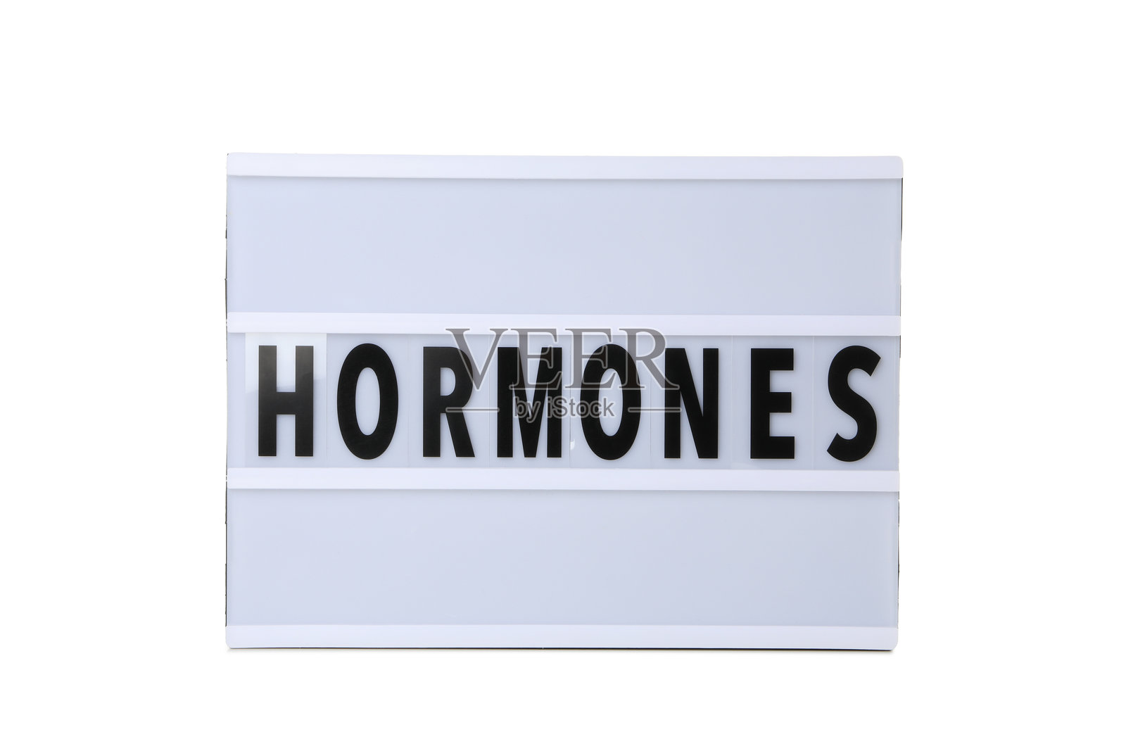 白色背景上，黑板上写着“荷尔蒙”这个词。照片摄影图片