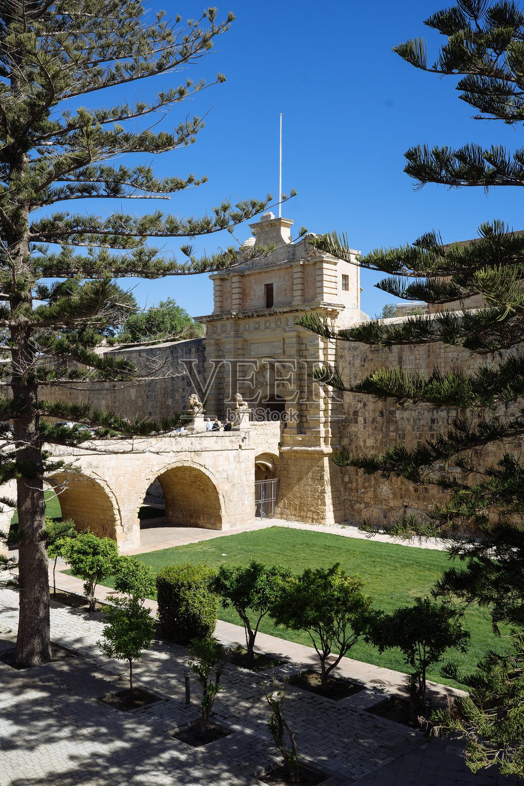 马耳他古都姆迪纳的老城区照片摄影图片