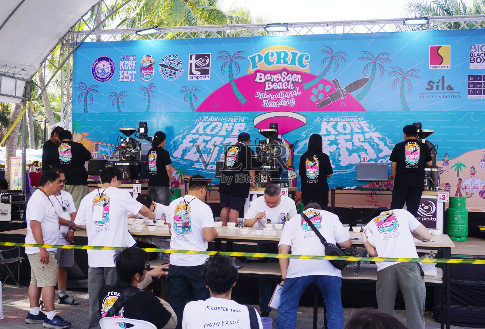 泰国春武里 - 2025年1月18日：2025年专业咖啡烘焙师锦标赛在春武里邦塞恩海滩举行照片摄影图片