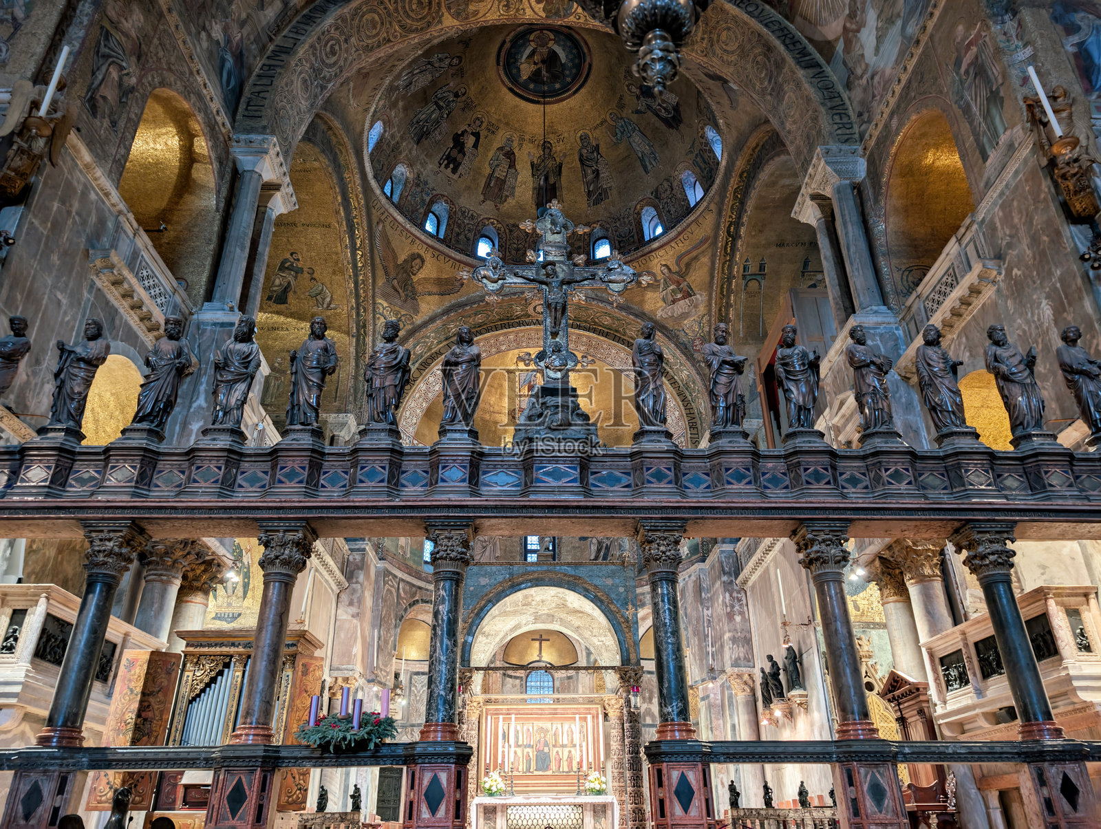 意大利威尼斯的圣马可大教堂照片摄影图片