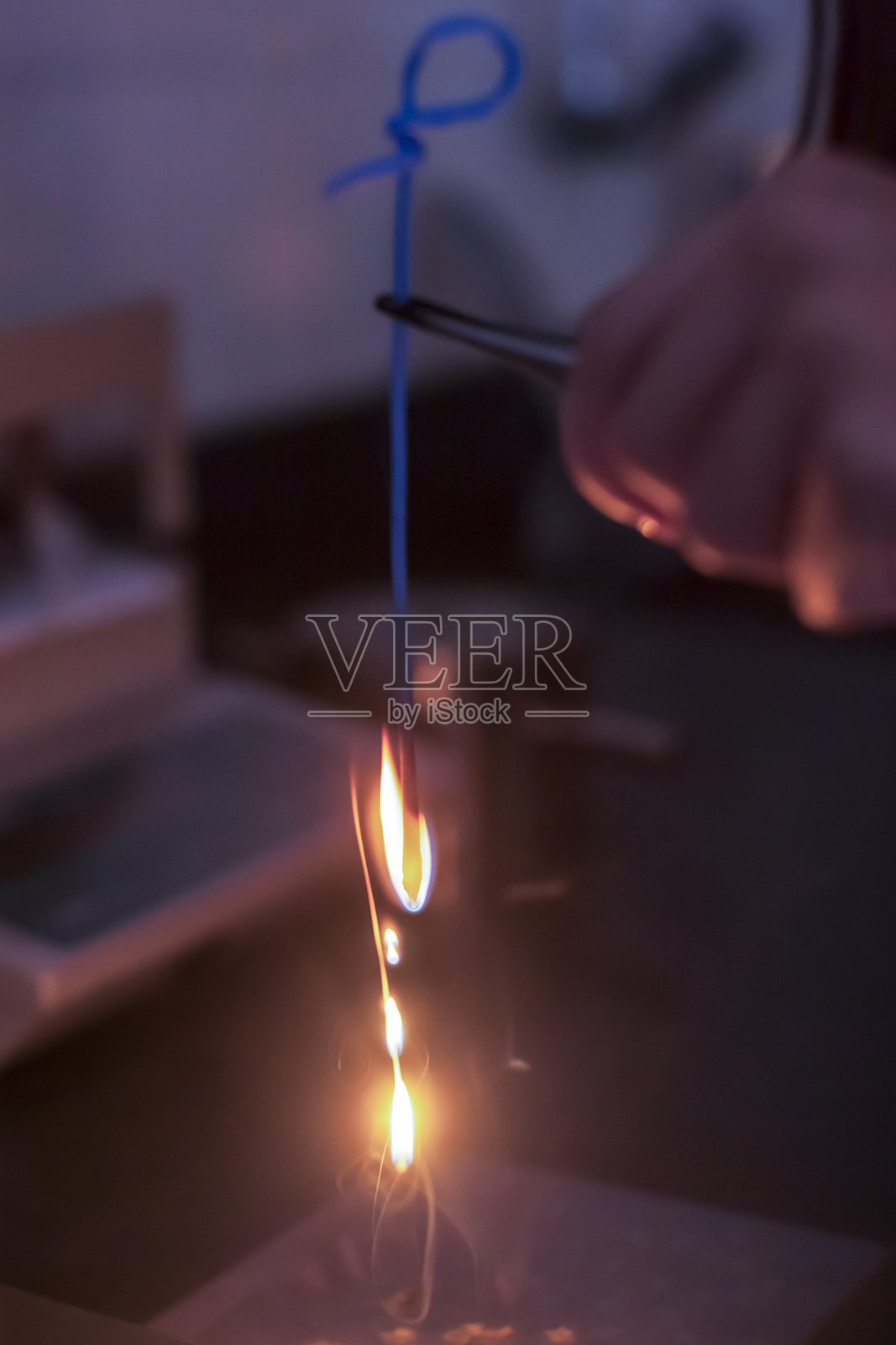 制药行业的生产线。药物和药品的制造，制药。火灾测试照片摄影图片