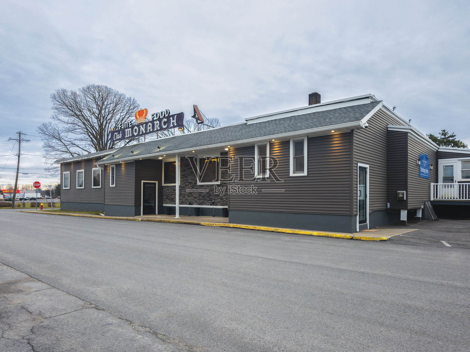 君主宴会美食俱乐部照片摄影图片