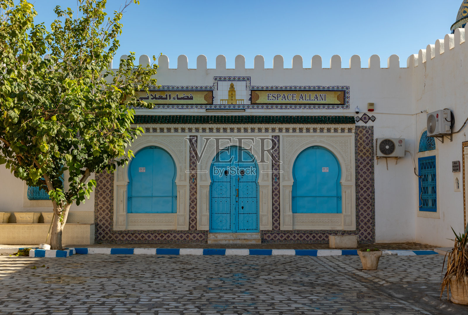 凯鲁万的多彩房屋照片摄影图片