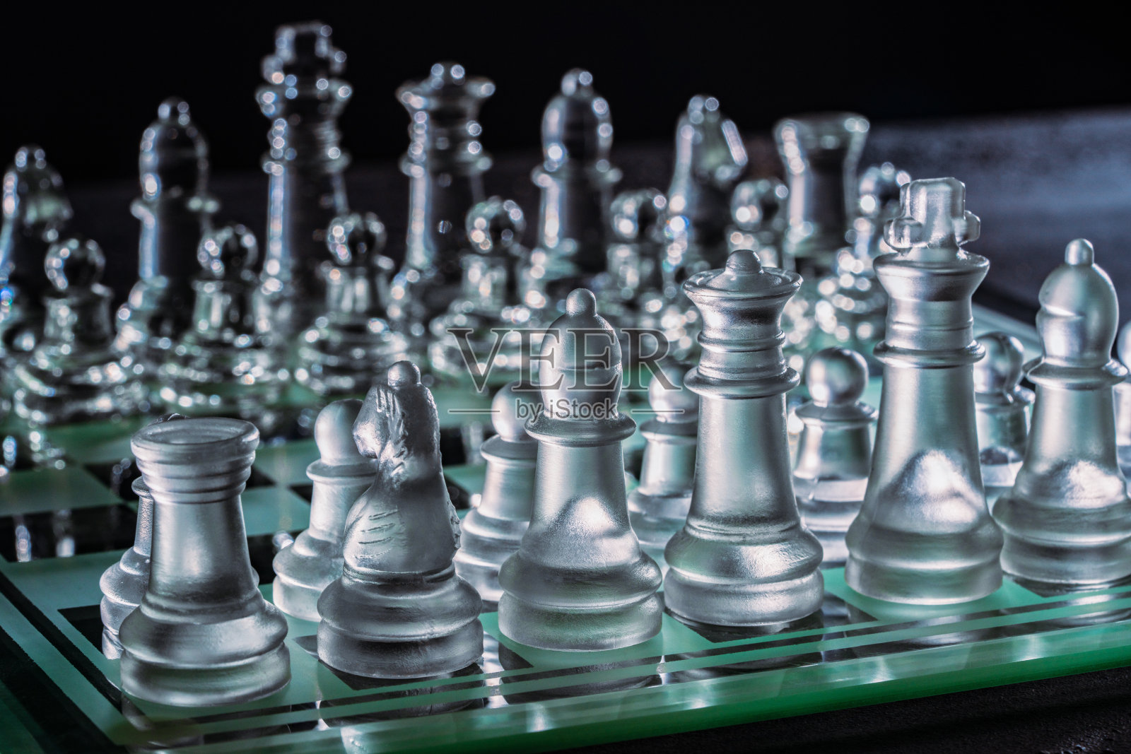 棋盘和棋子。策略游戏照片摄影图片