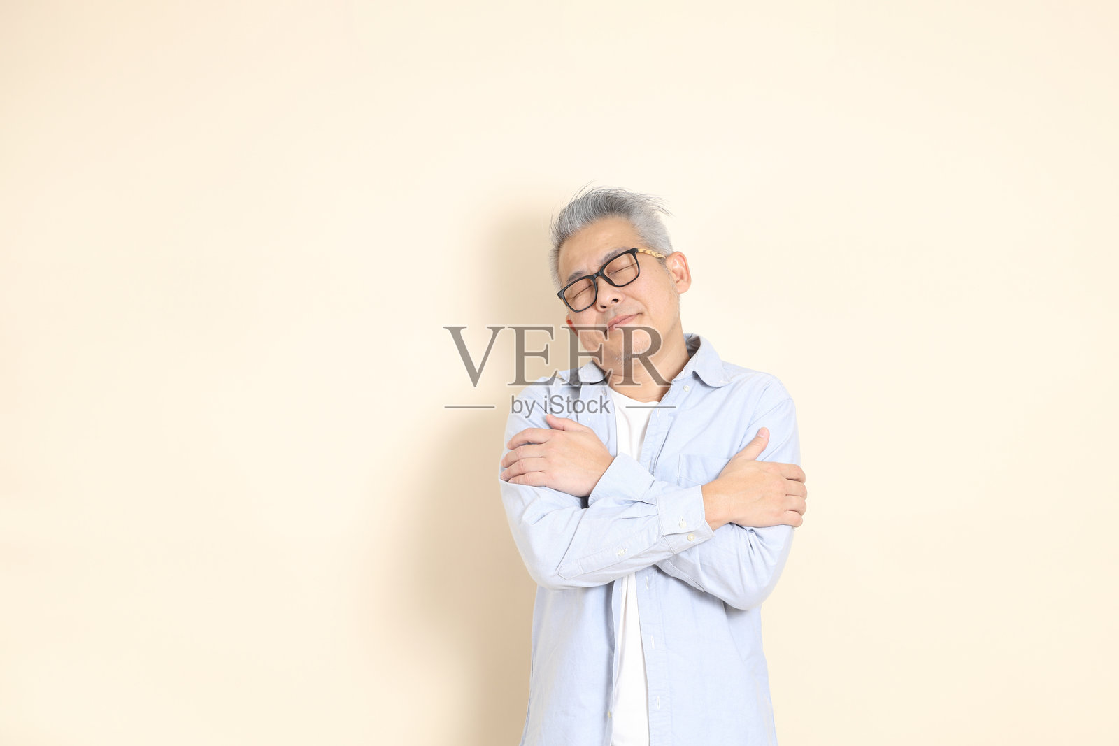 东亚男性照片摄影图片