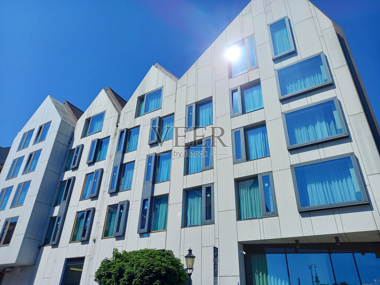 波兹南的普罗酒店。照片摄影图片