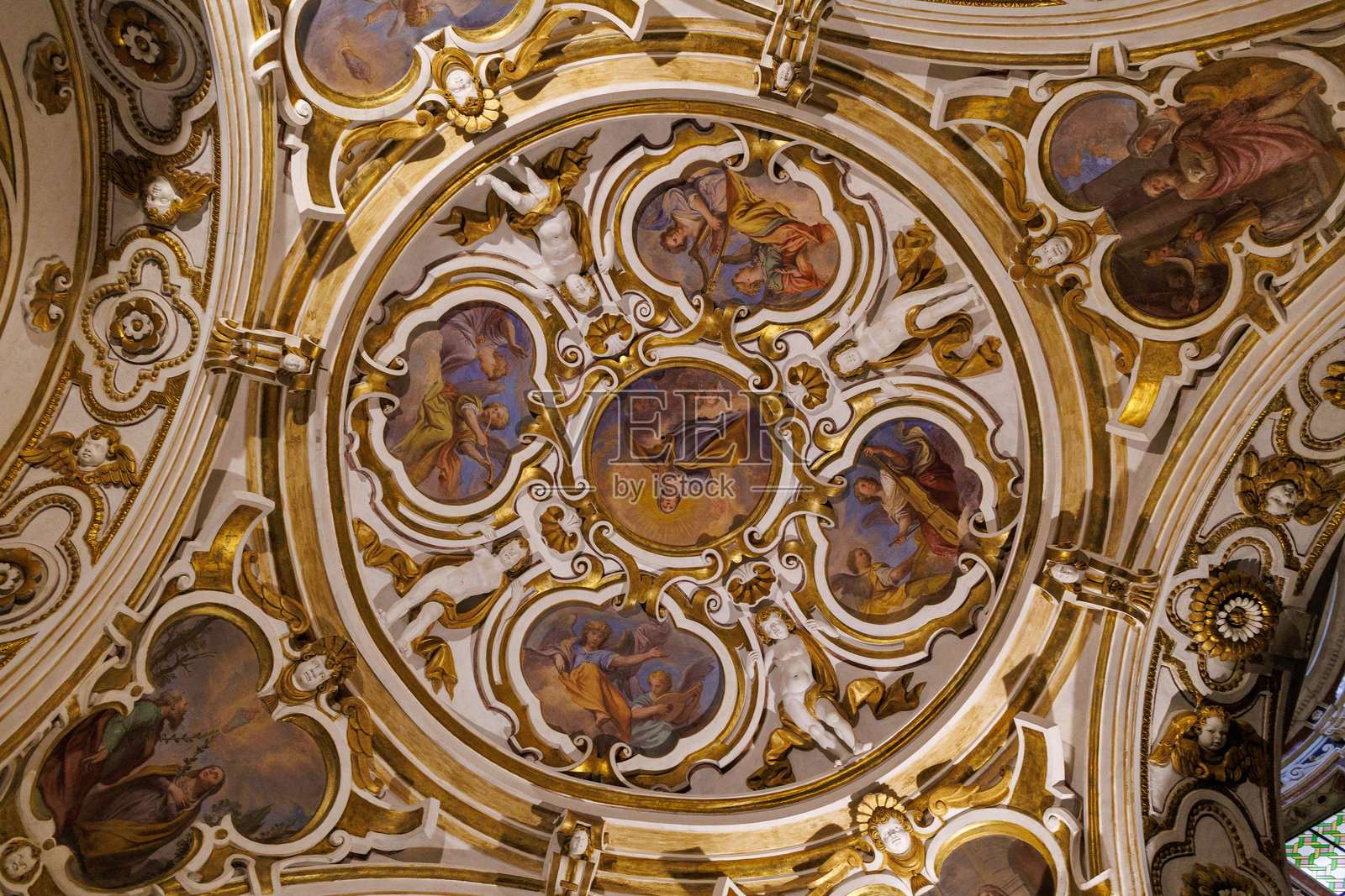 意大利教堂的华丽天花板壁画照片摄影图片